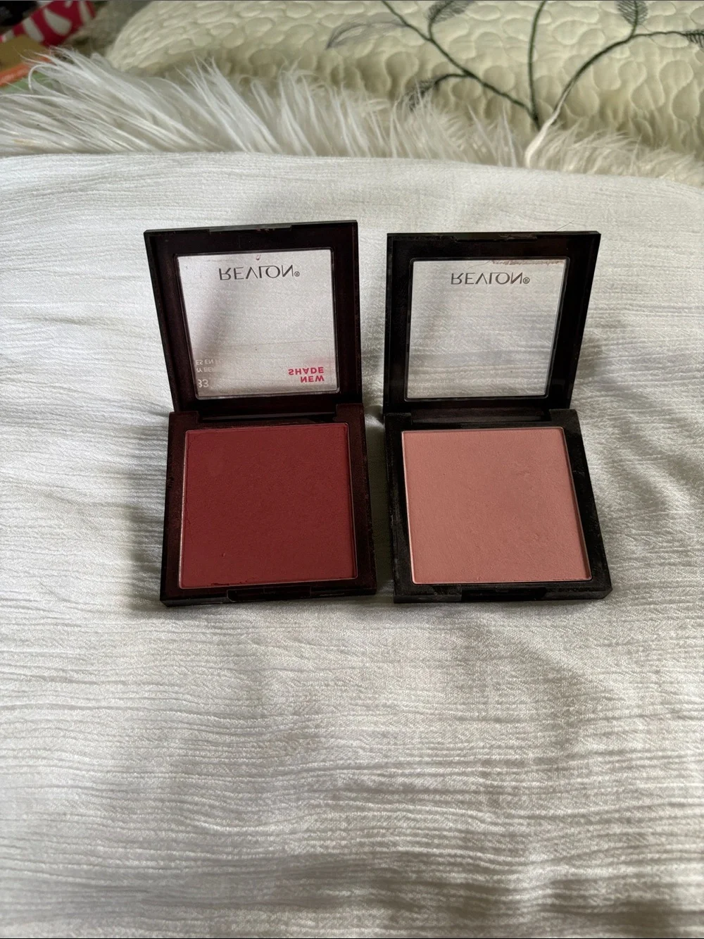Revlon Powder Blush Duo — Very Berry (033) & Oh Baby! Pink (001)